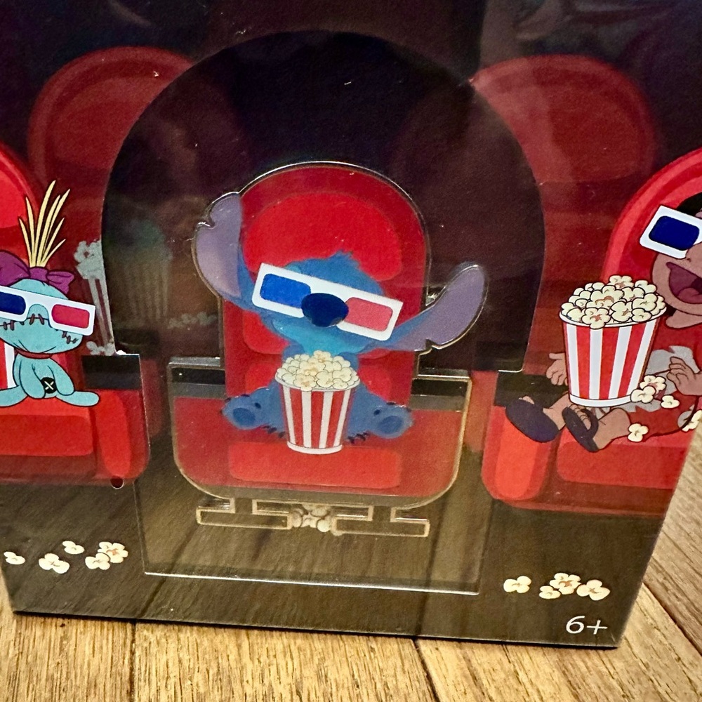 Disney Loungefly Stitch Movie Night Pin - Red and Blue - Picture 5 of 7